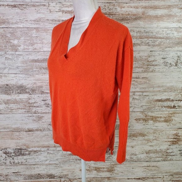 Cashmere Charter Club Luxury Orange Long Sleeve V-Neck Cashmere Pullover Sweater - Picture 5 of 8
